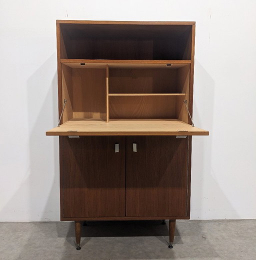 Bureau vintage des années 1960
