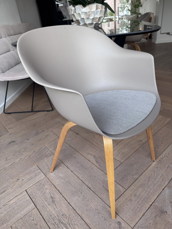 Image 1 of Gubi Bat dining chairs beige