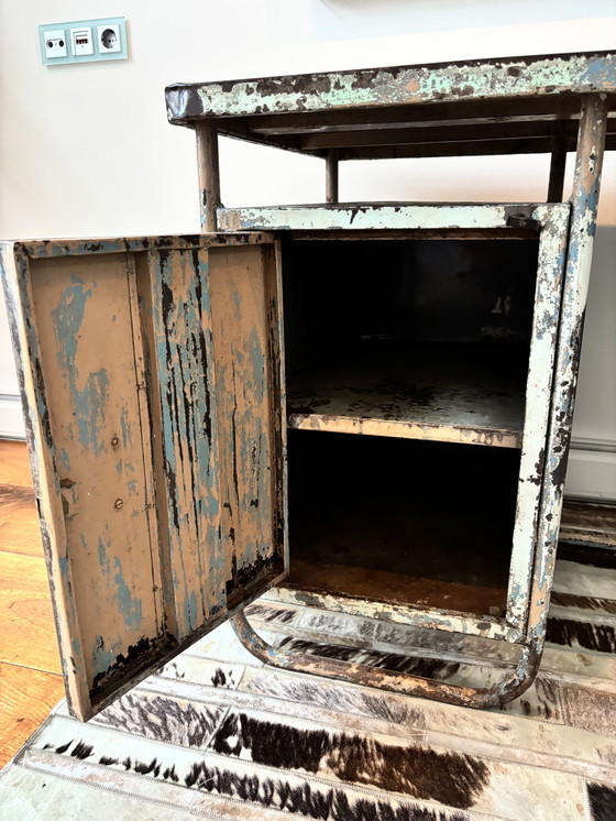 Image 1 of Scrivania in metallo vintage industriale unica: un pezzo di tendenza
