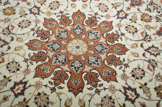 Image 1 of Tappeto persiano annodato a mano - Tabriz 50 Raj con seta 203 x 200 cm