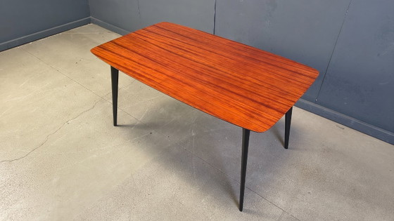 Image 1 of Uitschuifbare eettafel van Alfred Hendrickx voor Belform, jaren 1950.