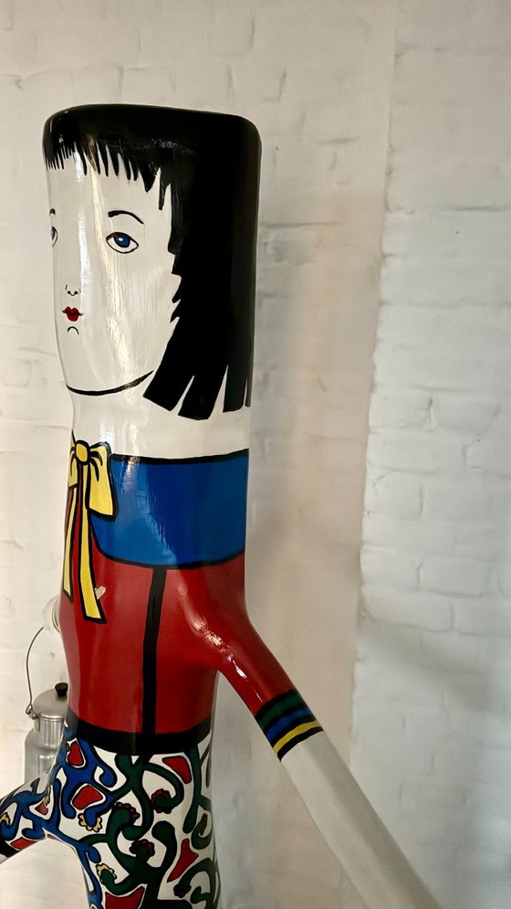 Image 1 of Laitière - grande sculpture en bois polychrome, signée majé