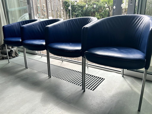 4 x leather dining table chair Artifort Megan