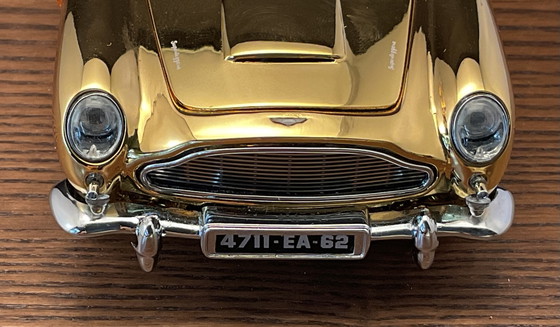 Image 1 of Danburt Mint Astin Martin DB5 James Bond Édition Or