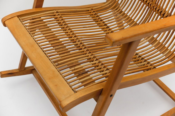 Image 1 of Sedia a dondolo in legno e rattan della Deutsche Werkstätten Hellerau, anni '60