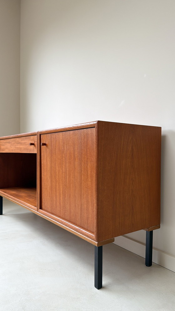 Image 1 of buffet vintage en bois