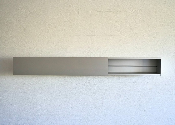 Armadi a muro A-Line Horizontals di Shigeru Uchida per Pastoe, anni '90, set di 2 – Aluminium (photo 10 of 10)