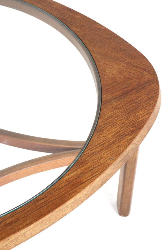 Image 1 of Table basse Nathan avec verre vintage 'Bicester'