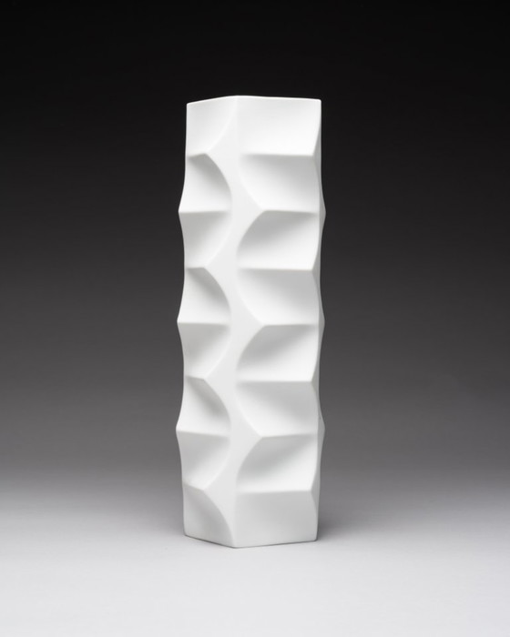 Image 1 of HUTSCHENREUTHER Biskuitporzellan Ikonische ARCHAIS Vase Heinrich FUCHS Op Art