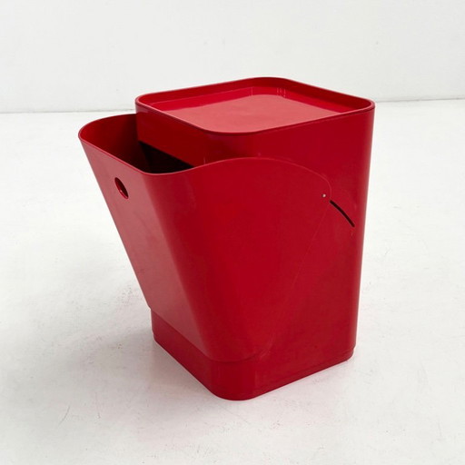 Red Laundry Bin by Anna Castelli for Kartell, 1970s