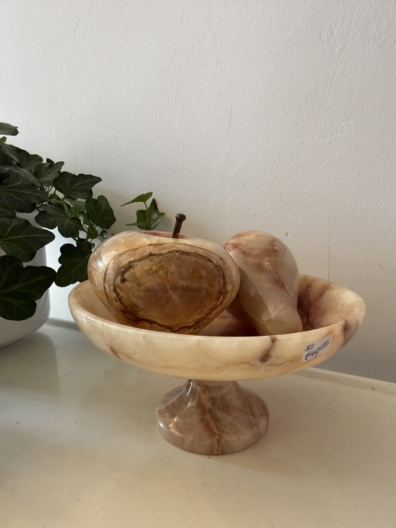 Image 1 of Coupe à fruits en onyx avec pommes et poires, italienne