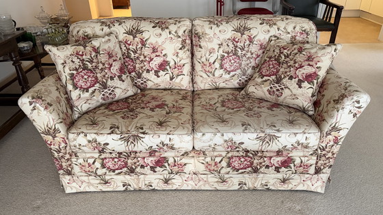 Image 1 of Twee prachtige Engelse banken met groot zitcomfort