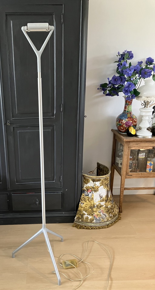 Luceplan Lola sta lamp