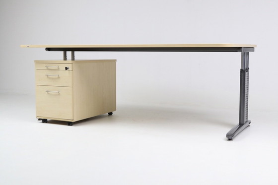 Image 1 of Scrivania di design Sedus