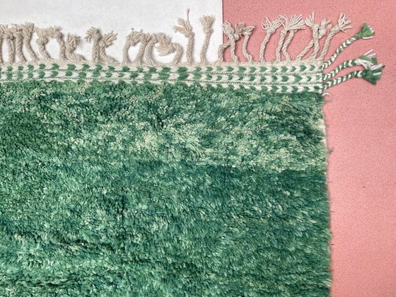 Image 1 of Beni Ourain Berber tapijt van zuivere wol, handgeweven volgens traditionele methoden, afmeting 150/250 cm