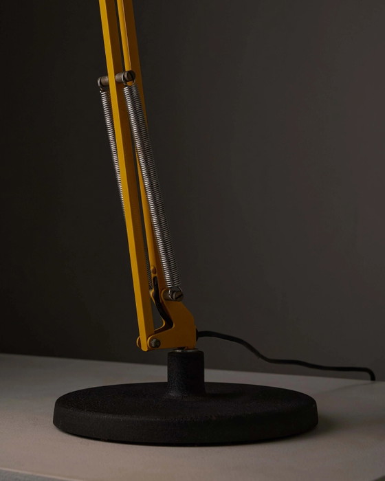 Gelbe 'Arma' Schreibtischlampe von Metalarte, Tischlampen, Gusseisen, Vintage (Foto 6 von 8)