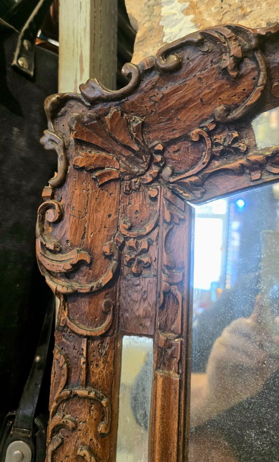 Image 1 of 18th-century period mirror in carved wood, Louis XV style