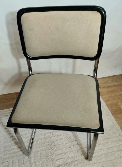 Chaise Cesca B32 de Marcel Breuer, revêtement en tissu beige