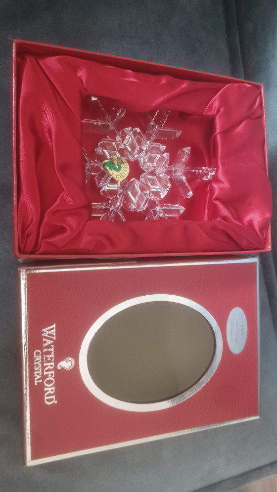 Image 1 of Adorno navideño de cristal para árbol de Navidad de Waterford Crystals, cristal de nieve