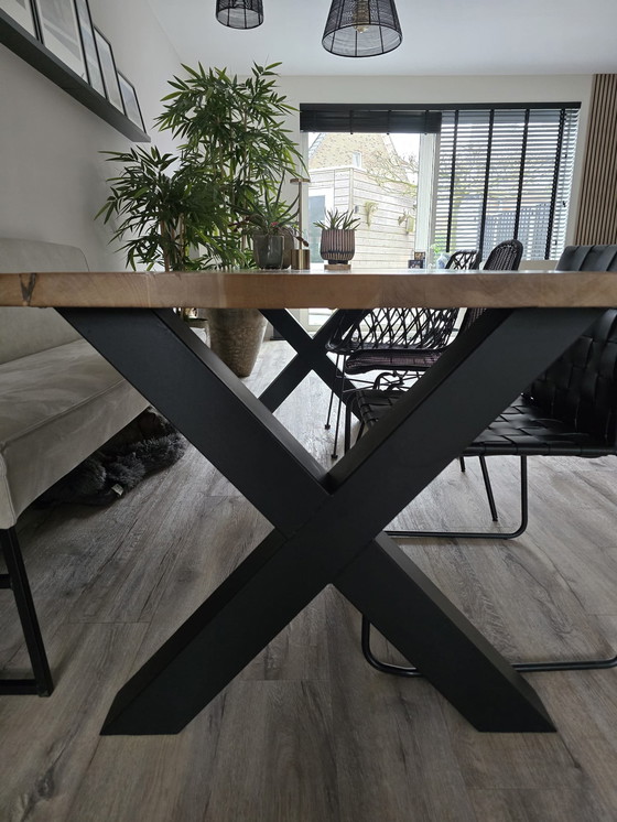 Image 1 of Beautiful heavy tree trunk dining table