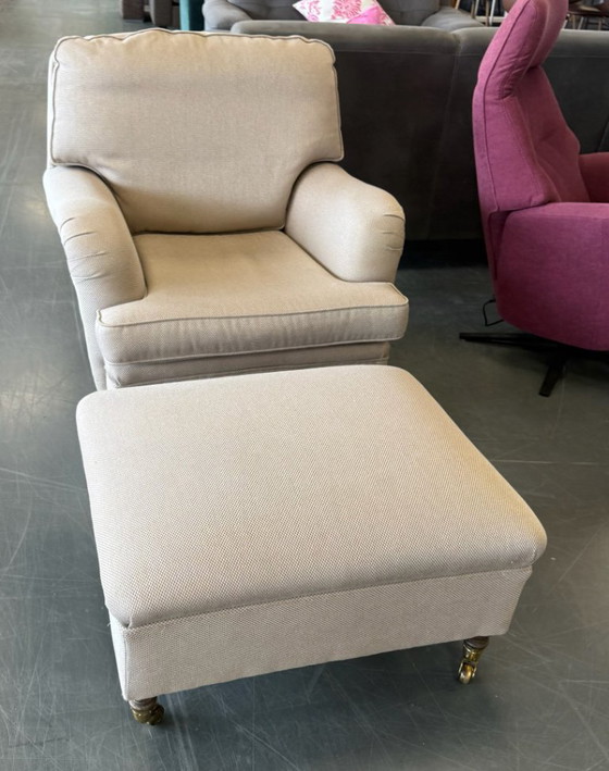 Fauteuil anglais classique avec repose-pieds – style Howard/Duresta – Textile (photo 4 of 5)