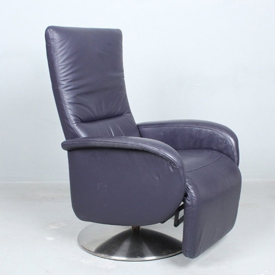 Image 1 of Fauteuil relax inclinable réglable Ekornes Steinpol en cuir violet avec structure en acier inoxydable