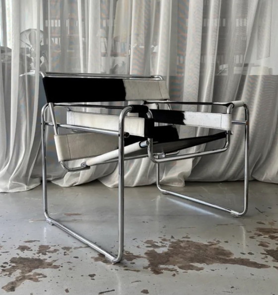 Image 1 of "Wassily" fauteuil van Marcel Breuer voor Knoll International