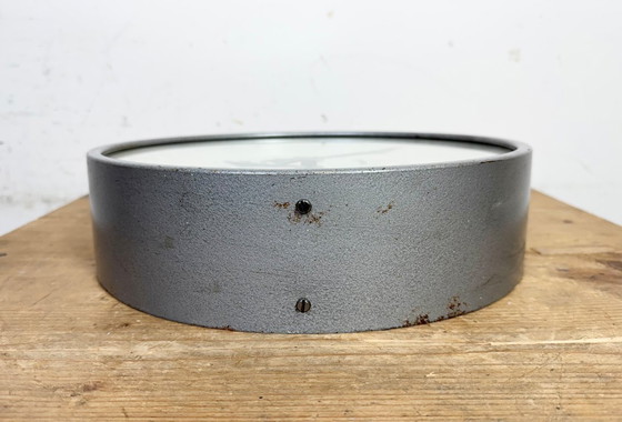 Image 1 of Grijze industriële fabriekswandklok van Chronotechna, jaren 50