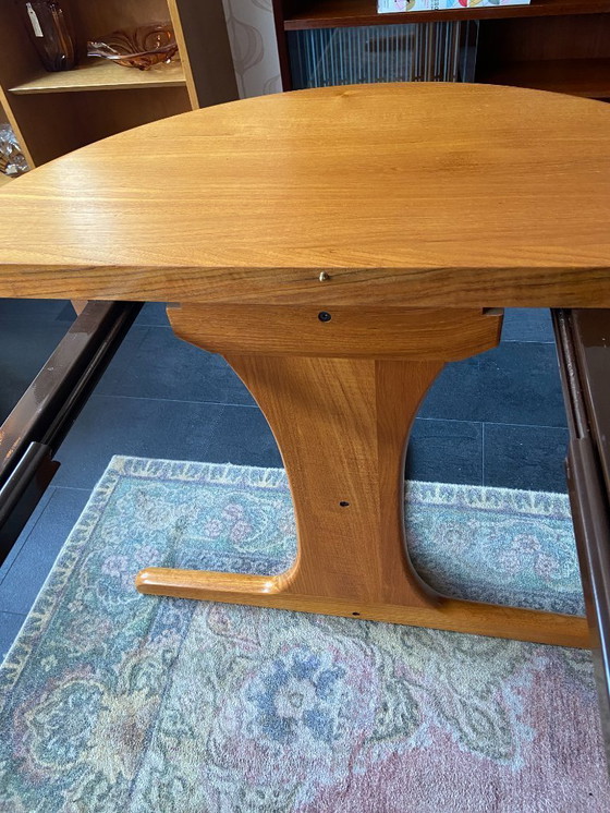 Image 1 of Vintage Danish extendable dining table made of solid teak wood