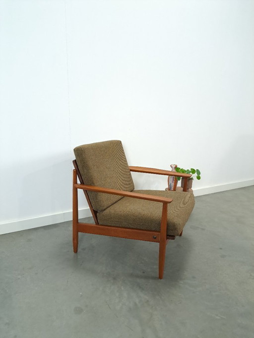 Teak Scandinavian armchair with brown fabric cushions, chair 1