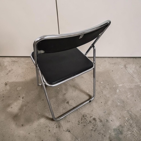 Image 1 of Set van 4 opklapbare stoelen in chroom- en leerstijl uit het midden van de 20e eeuw, Italië, jaren 70.