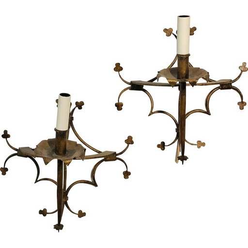 Pair of vintage gilt metal wall lamps with cloverleaf design, 1950