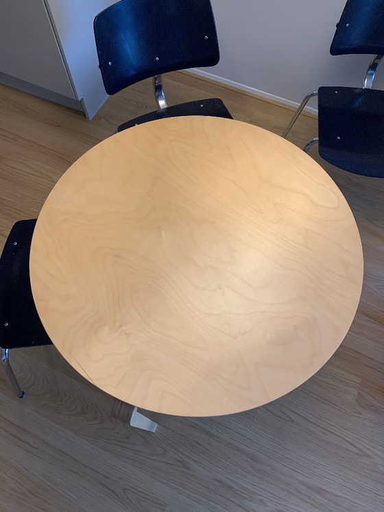 Image 1 of Zelfgemaakte Artek Aalto ronde tafel