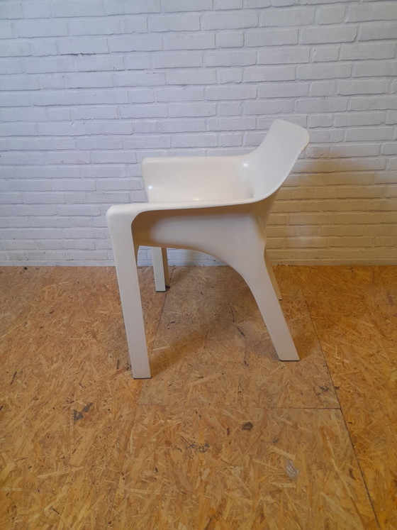 Gaudi Chair, Artemide – Dining chairs, Plastic (photo 2 of 6)