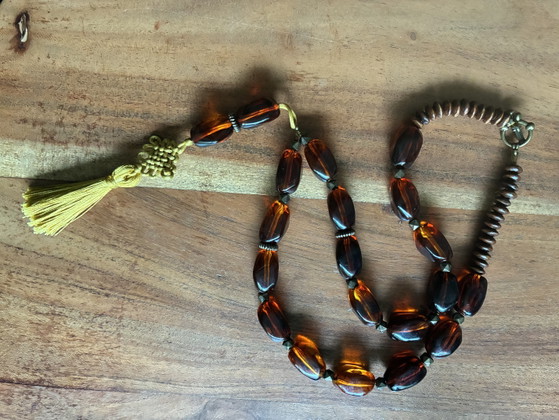 Image 1 of Collier neuf avec perles vintage marron et pompon, 59 cm