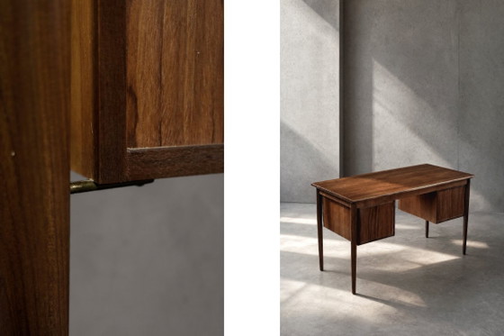 Image 1 of Scrivania vintage in teak stile scandinavo moderno di metà secolo con cassetti, anni '60