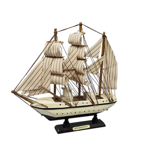 Impresionante maqueta de barco Ponant de los años 70. Hecha a mano en Inglaterra.
