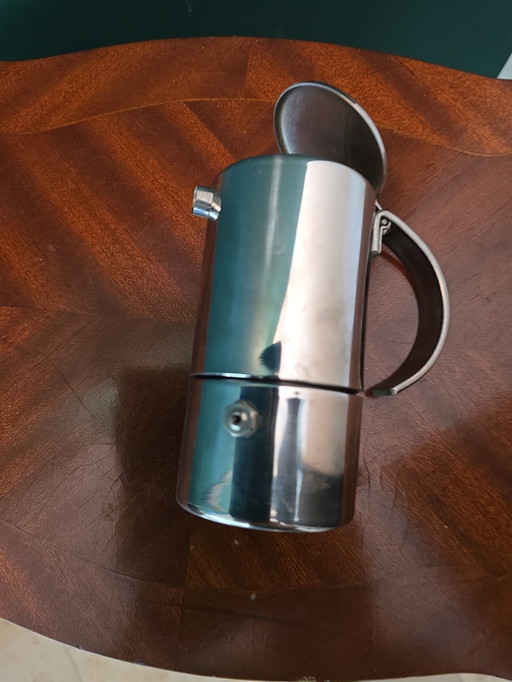Petite cafetière expresso, design italien