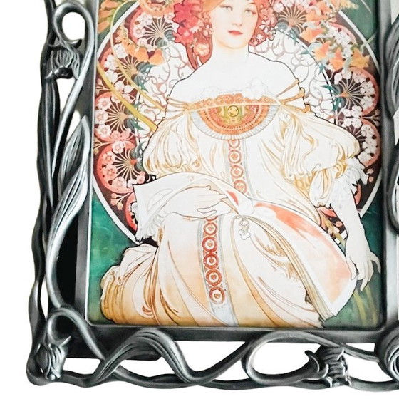 Image 1 of Vintage art nouveau Alphonse Mucha schilderij Champenois florale fotolijst metaal