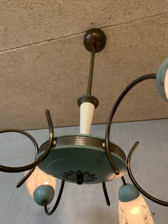 Image 1 of Vintage kroonluchter jaren vijftig ook wel Spider hanglamp genoemd.