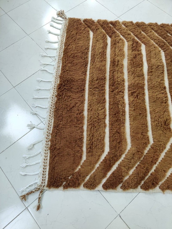 Image 1 of Alfombra bereber tradicional de lana marrón, hecha a medida, 150/250 cm.