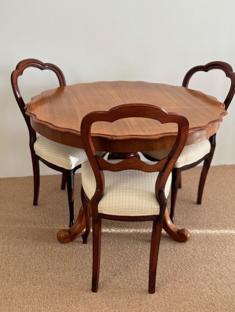 Image 1 of Round Biedermeier Dining Table