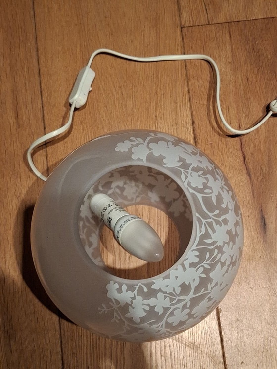 Sfeervolle IKEA Knubbig tafellamp, Tafellampen, Glas, Crème (foto 4 van 5)
