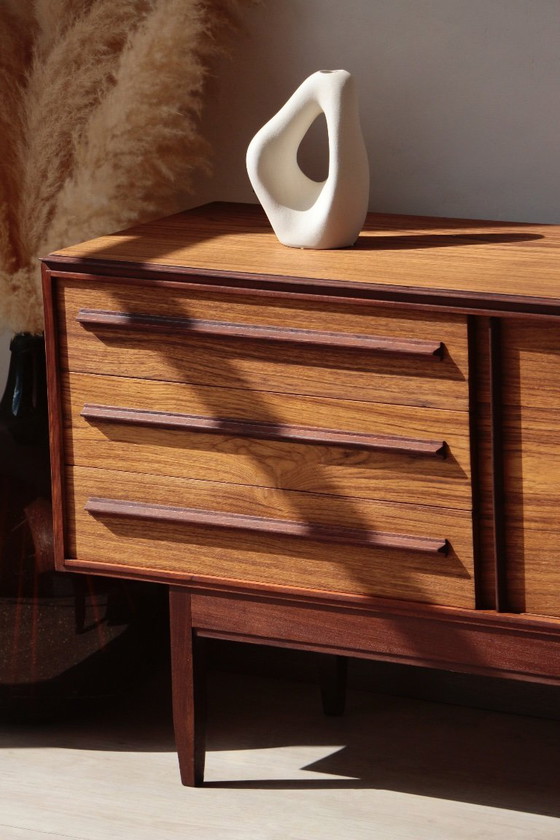 Image 1 of White & Newton Scandinavisch teakhouten dressoir | Vintage design uit de jaren 60