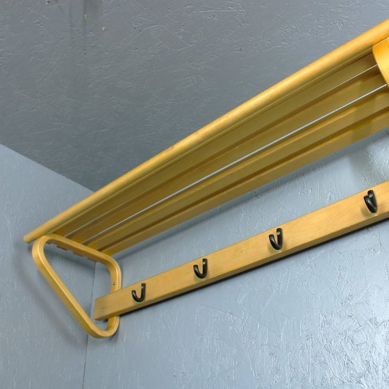 Image 1 of Alvar Aalto (1898-1976) - Modelo: 109C - Artek, Finlandia - 1936/1980