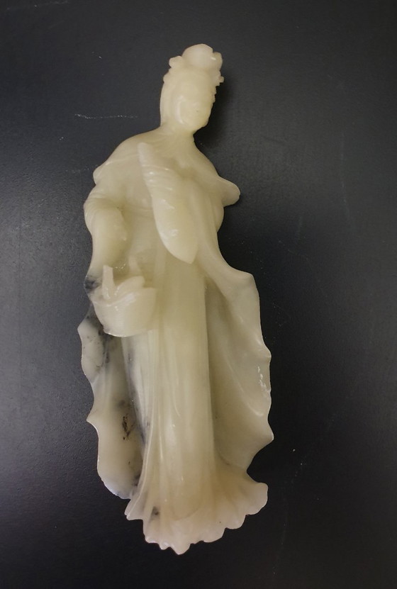 Image 1 of Handgesneden vintage Chinese sculpturen – set van 2 (25 cm en 16 cm)