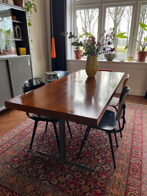 Beautiful vintage dining table from the 70s