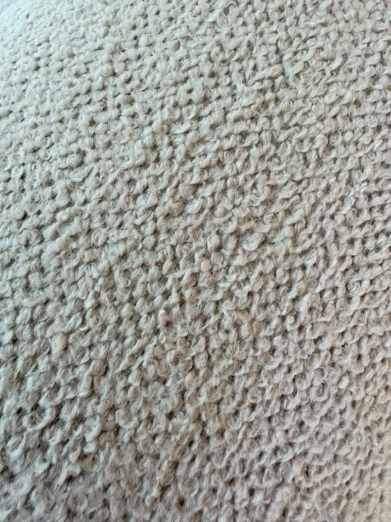 Image 1 of Canapé d'angle en bouclé, design inédit | Nouveau prix : 2 750 €