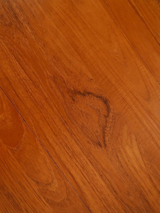 Image 1 of Round extendable teak table by Svante Skogh