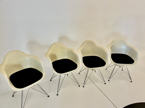 Image 1 of Sedie Vitra (4 pezzi)